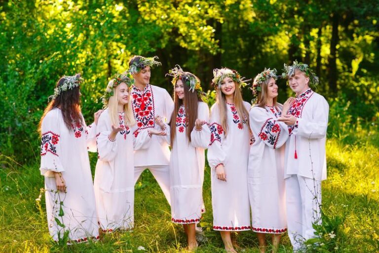 Odkrywanie tajemnic: książki o wierzeniach Słowian, które zmienią twoje spojrzenie na historię