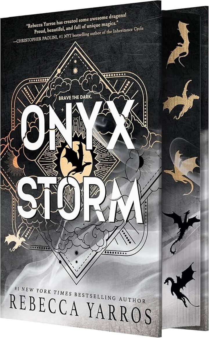 Ile stron ma Onyx Storm
