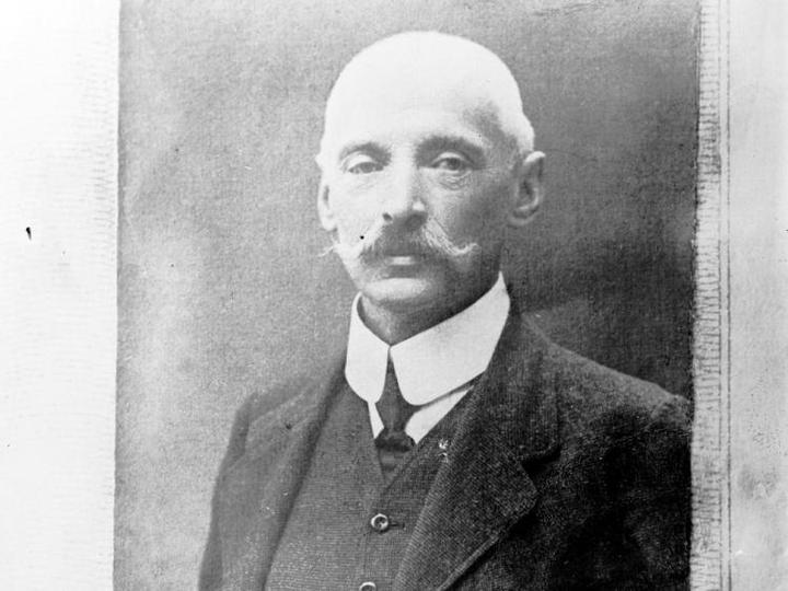 Miłość i tęsknota w wierszach Tetmajera