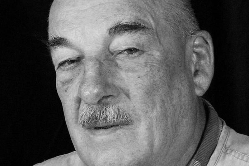 Symbolika i motywy Latarnika