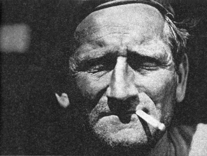 Himilsbach w literaturze: Odkryj niezwykłą książkę o jego życiu i twórczości