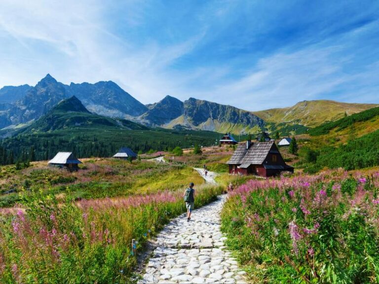 Piękno Polski w słowach: inspirujące cytaty, które poruszają serca