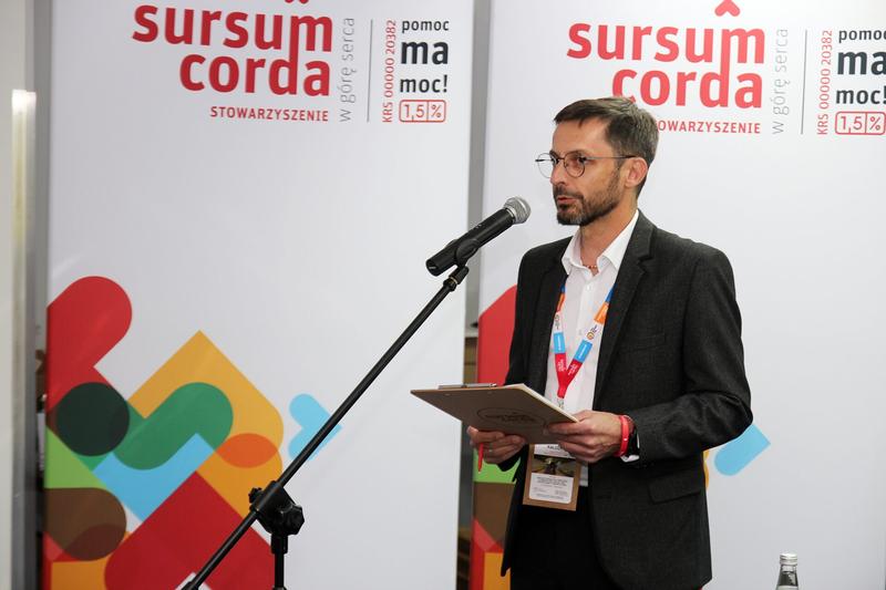 Analiza wiersza Moc jednego serca