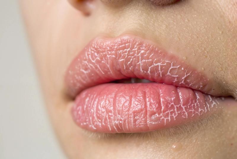 Symbolika ust w liryce