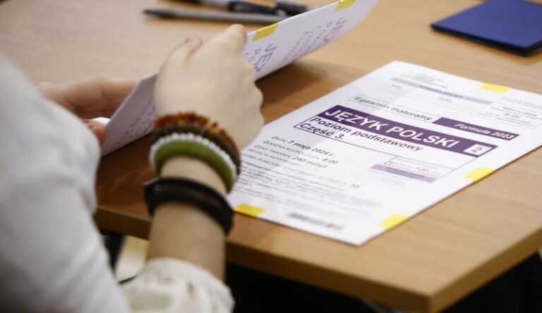 Odkryj, jakie lektury czekają na maturzystów w 2026 roku